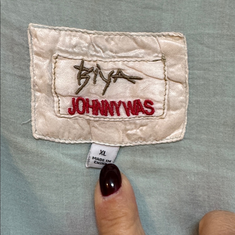 Johnny Was Embroidered Label Top - Picture 2 of 2